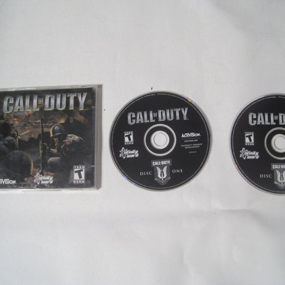 Call of Duty (PC, 2003) Vintage Complete with 2 Disc, Manual & Key (Activision) - Picture 1 of 9